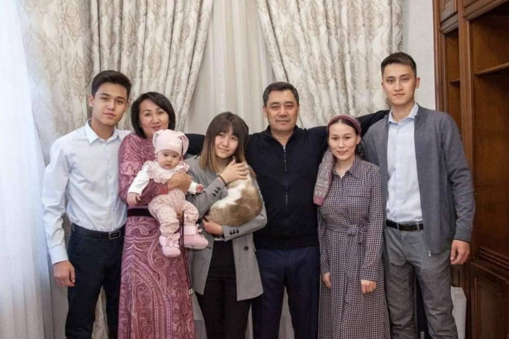 Садыр Жапаров туулган күнүн кантип өткөрөрү маалым болду