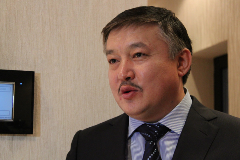 Ахматбек Келдибеков УКМКга сурак берип чыкты