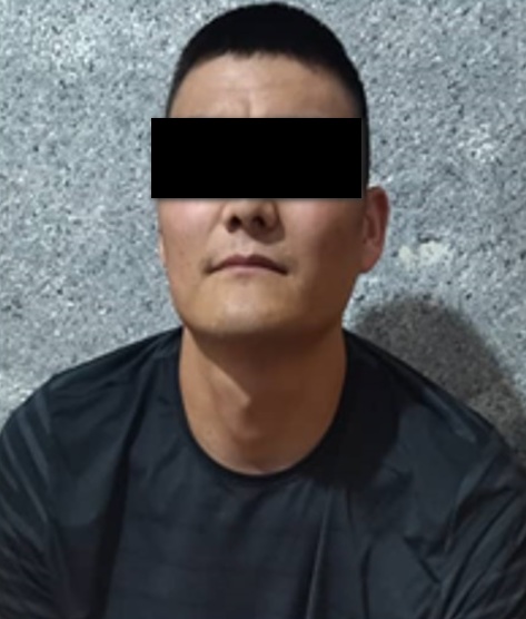 Чүйдө ишкер абакта жаткан жаранга алданып калган. Окуянын чоо-жайы