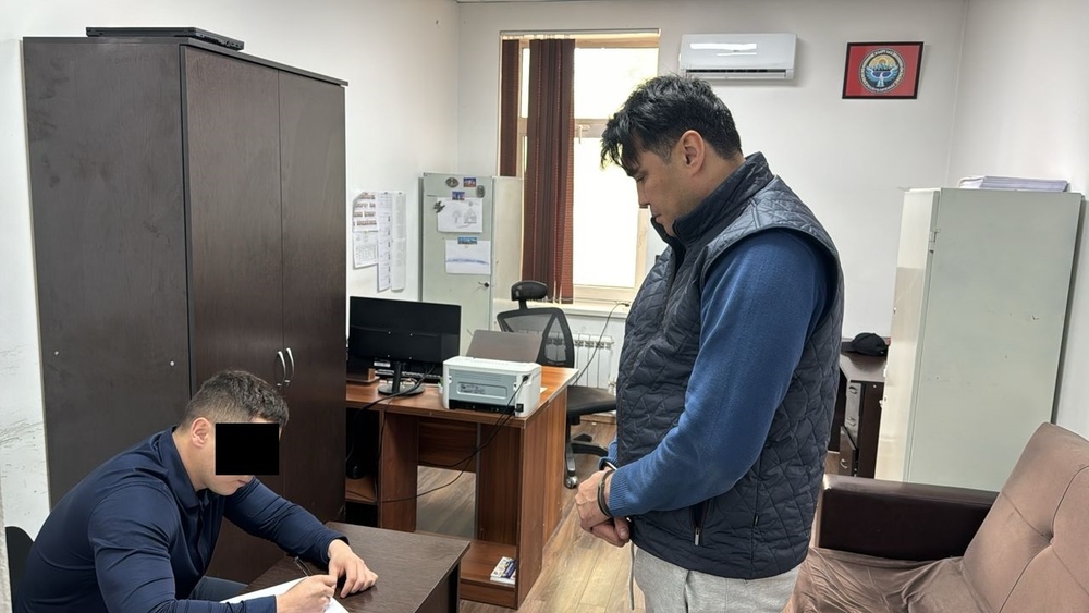 Тергөө абагында өзүнө жаракат келтирген Имамидин Ташов боюнча УКМК маалымат берди