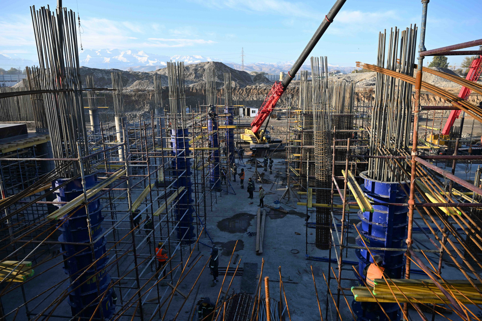 Орок айылындагы оюн-зоок паркы жана стадиондун курулушу кандай жүрүп жатат?